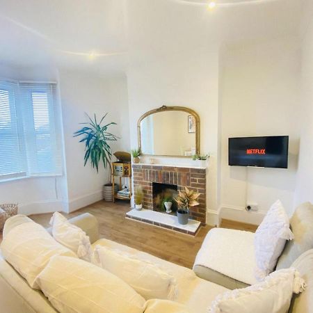 Beautiful 2Bd Beach Retreat Littlehampton ลิตเติลแฮมป์ตัน ภายนอก รูปภาพ