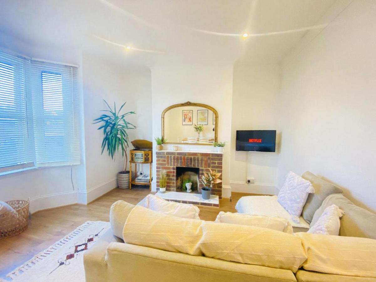 Beautiful 2Bd Beach Retreat Littlehampton ลิตเติลแฮมป์ตัน ภายนอก รูปภาพ