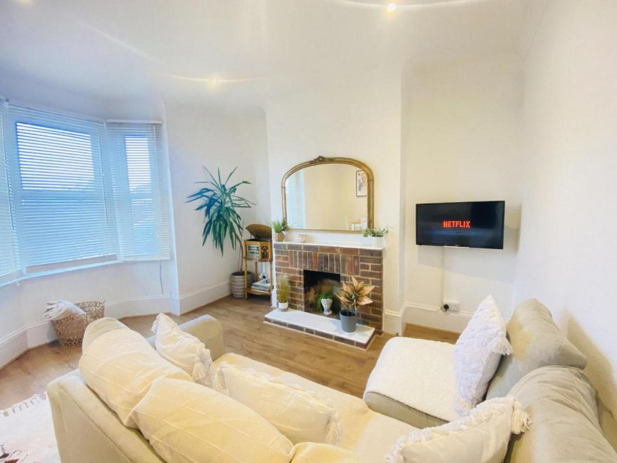 Beautiful 2Bd Beach Retreat Littlehampton ลิตเติลแฮมป์ตัน ภายนอก รูปภาพ